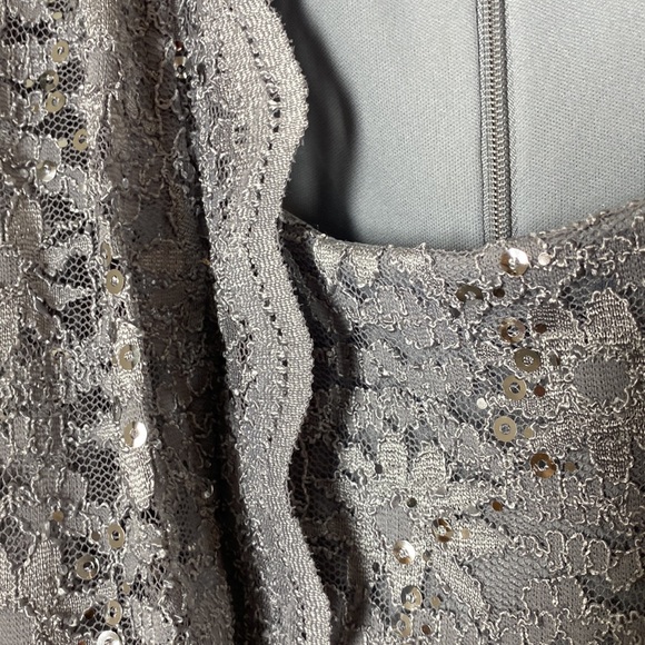 Mother-of-the-Bride/Groom Dress. Flawless. Worn once. Two pieces, Dress & Jacket - Picture 3 of 16